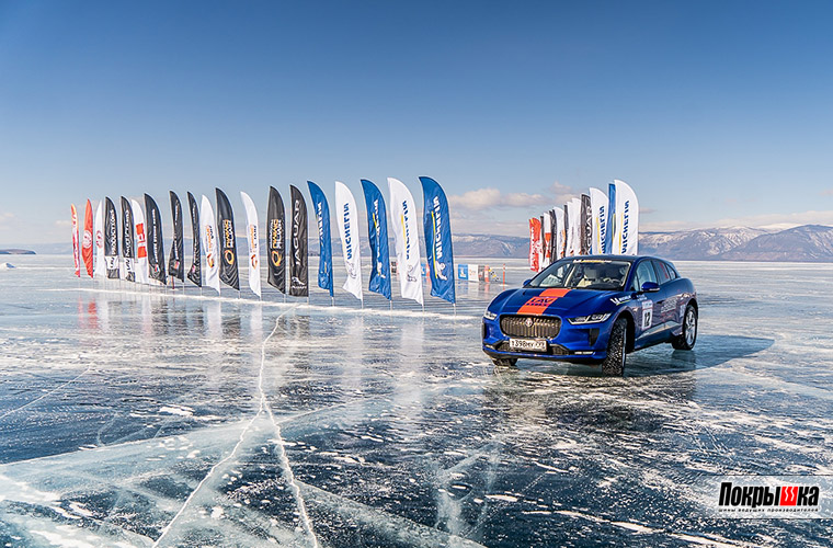Тестовый автомобиль на шинах Michelin на озере Байкал