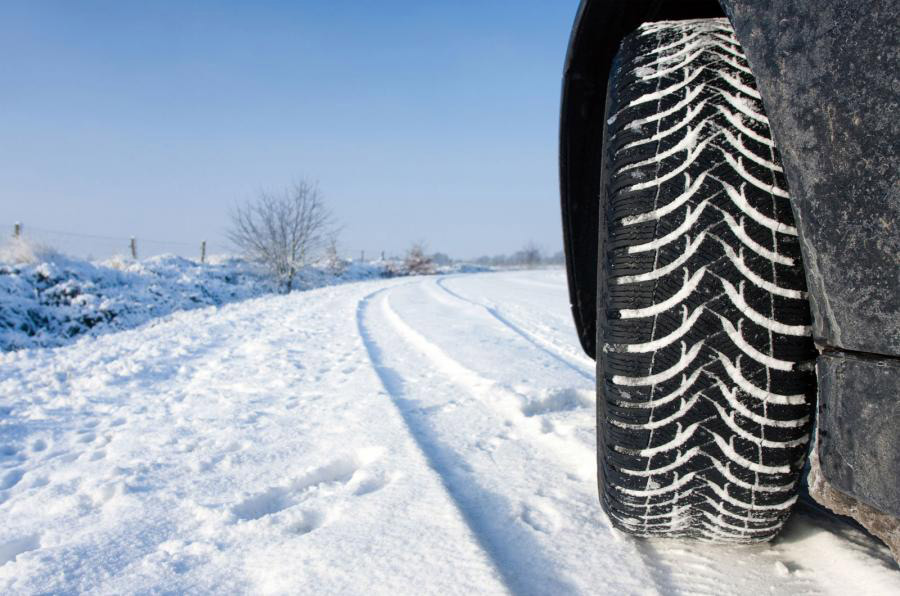 Когда стоит заменить летние шины на зимние?